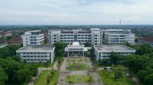 universitas di klaten