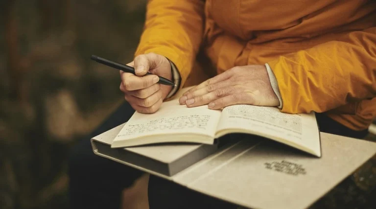 tips menulis abstrak karya ilmiah