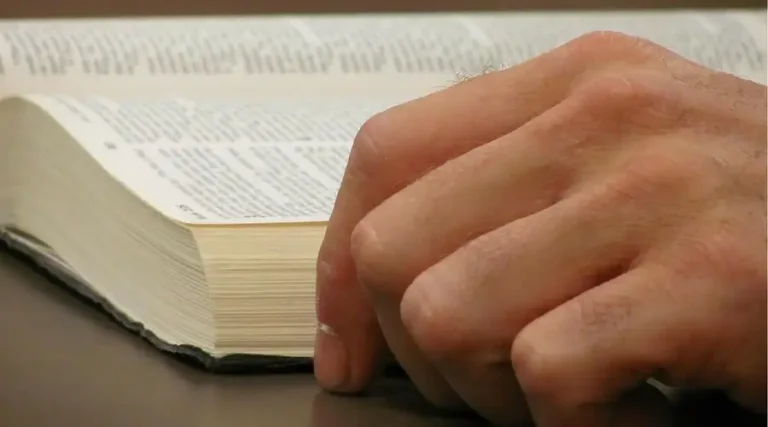 kerangka penulisan karya ilmiah